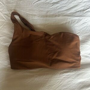 Lululemon Ribbed Asymmetrical Bra